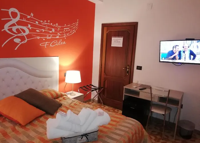 Centrum Bed & Breakfast 4*