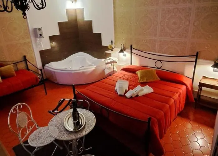 Centrum Bed & Breakfast 4*